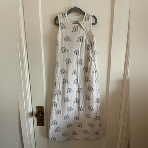 Kyte BABY White Sleep Sack with Blue Rainbow Print